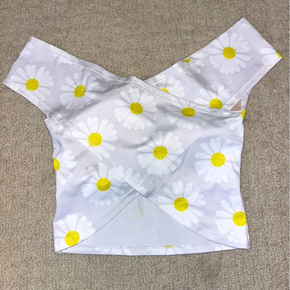 Kortni Jeane Swim Top - Picture 2 of 3